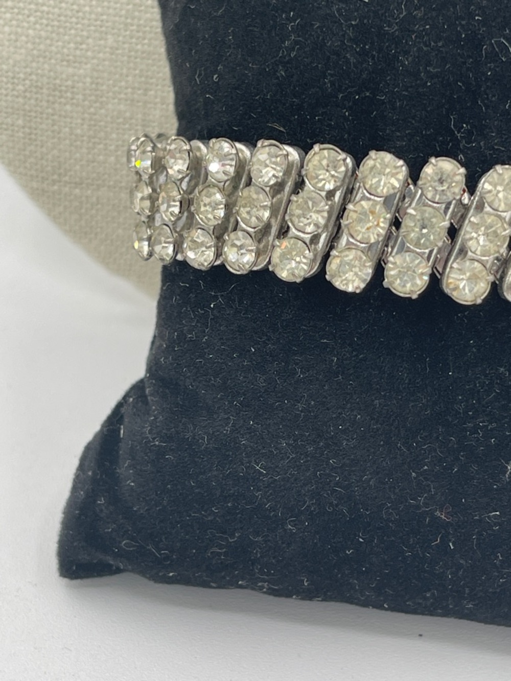 4.21.26-30 Vintage Accordion Silver Clear Rhinestones Bracelet - Picture 3 of 13